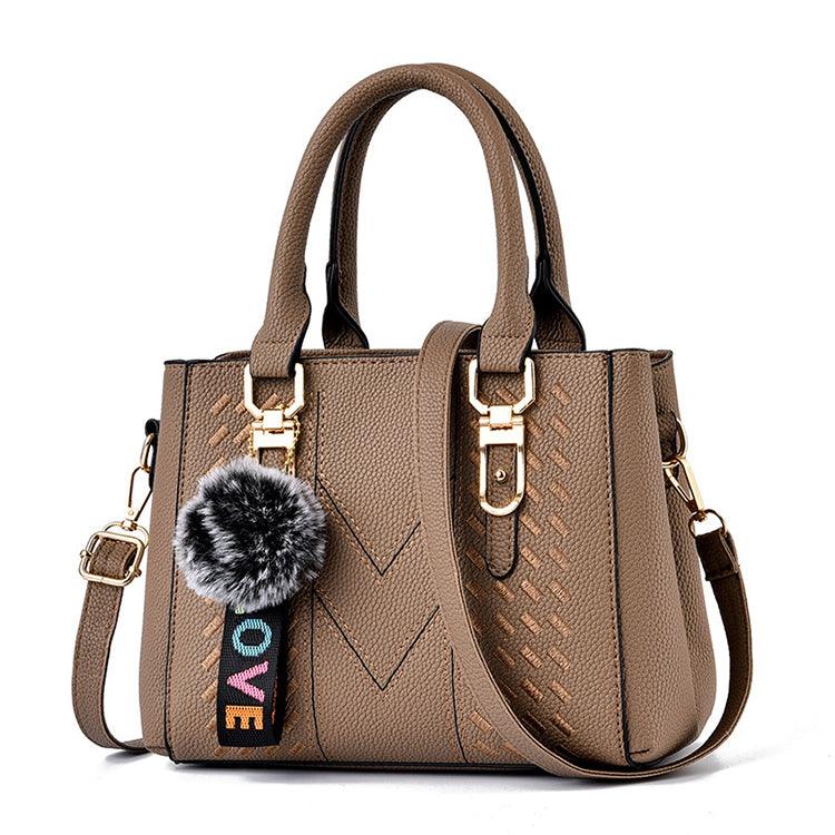 Nova Bolsa de Couro Lovely - Alegrem